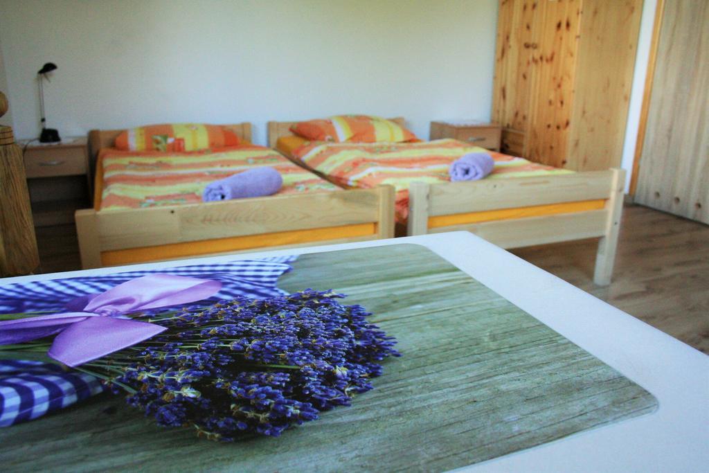 Farmstay Marianowka U Tesi Giby Eksteriør billede